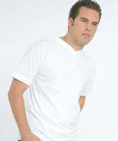 5x witte t shirts v hals